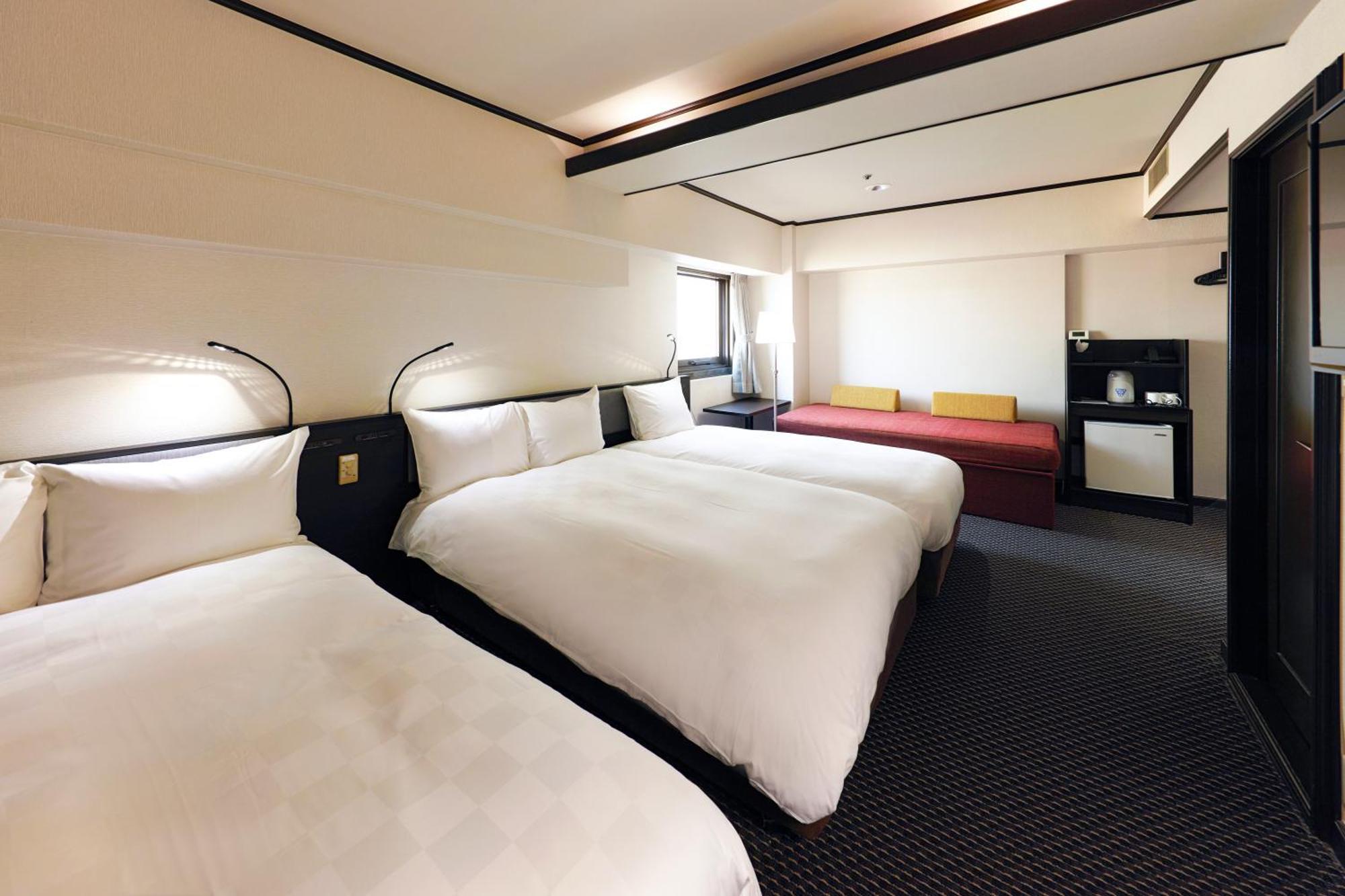 Hotel Consort Shin-Osaka Exterior foto